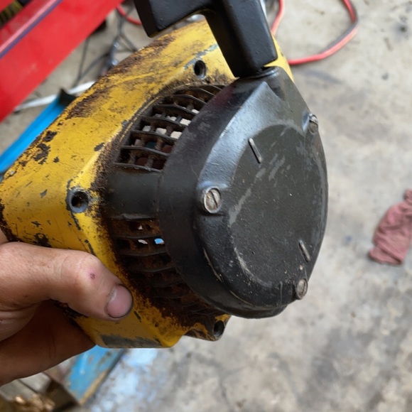 Parts for a old McCulloch chainsaw - Picture 3 of 7